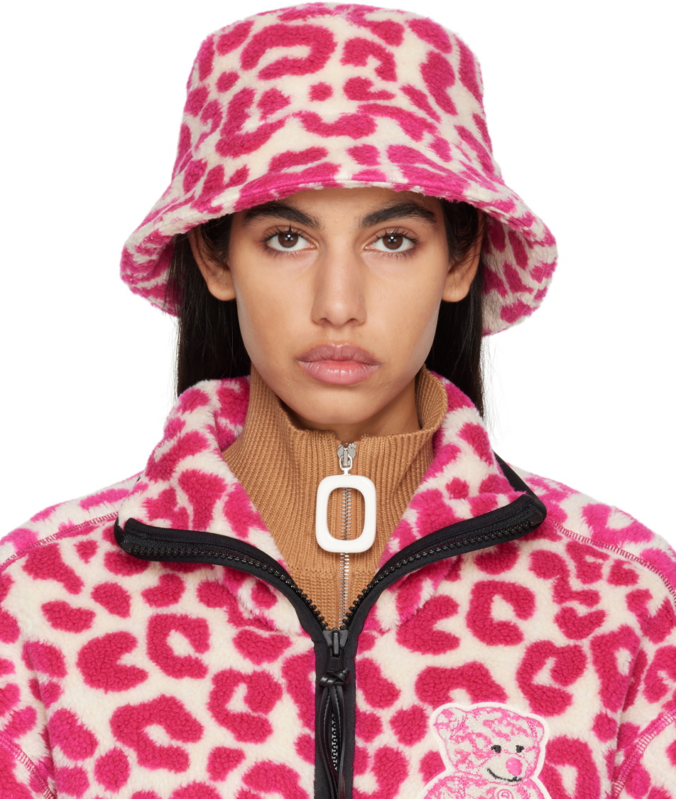 Moncler Genius 1 Moncler JW Anderson Pink Teddy Bucket Hat  display picture 1