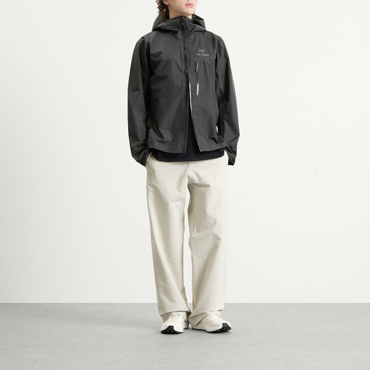 Arc'teryx Men's Alpha SL Gore-Tex Jacket in Black Arc'teryx