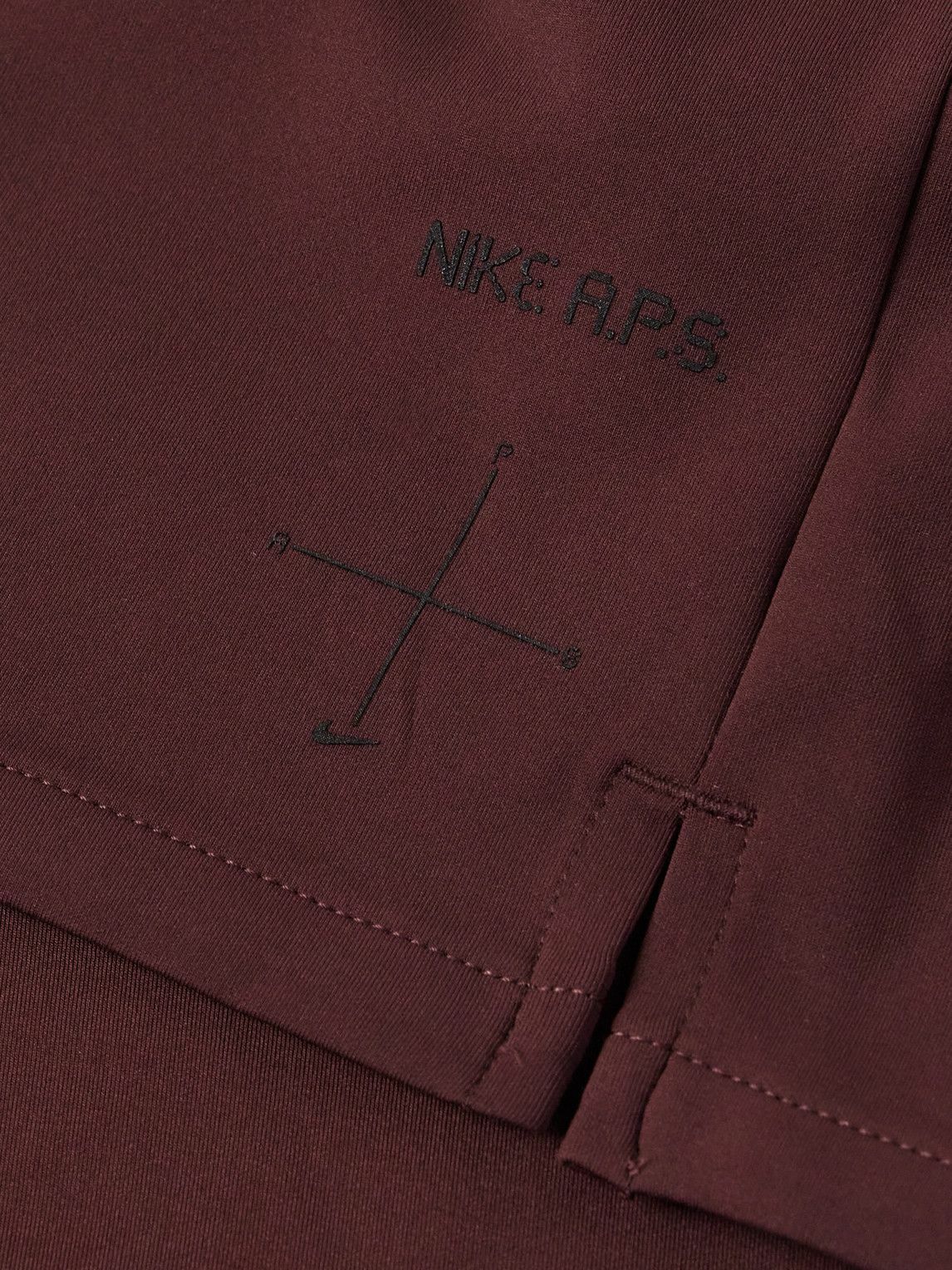Nike Training - A.P.S. Straight-Leg Dri-FIT ADV Shorts - Burgundy