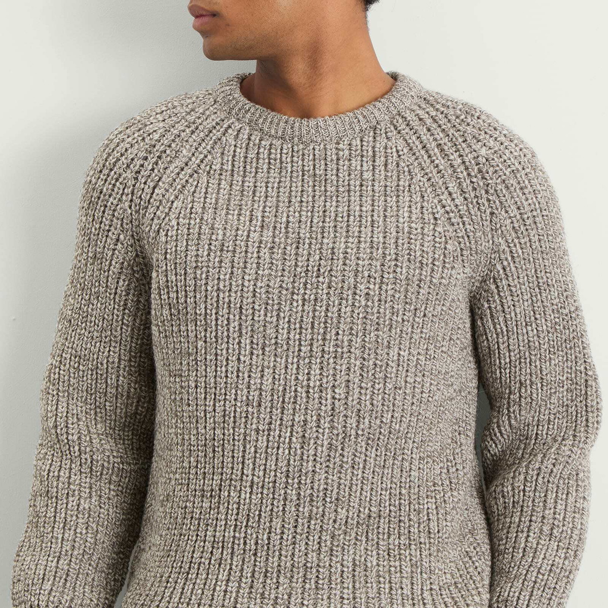 Café Mountain Men's Holmes Raglan Knit in Natural