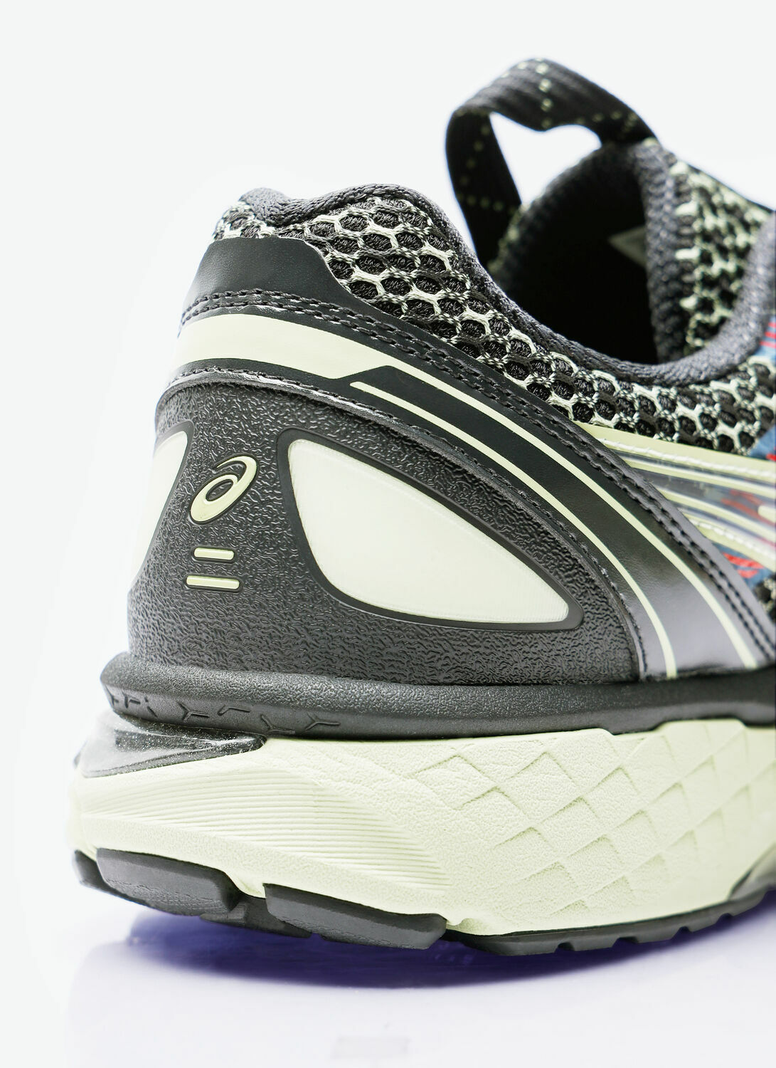 Asics US4-S Gel-Terrain Sneakers