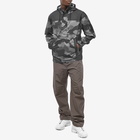 Columbia Men's Challenger™ Windbreaker in Black Camo