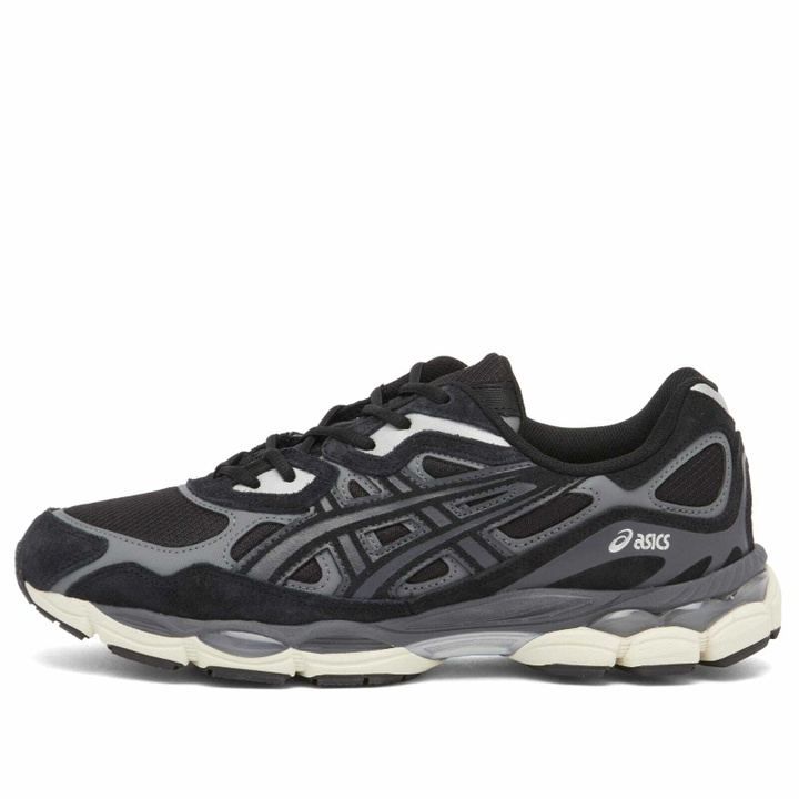 Photo: Asics Gel-Nyc in Black/Black
