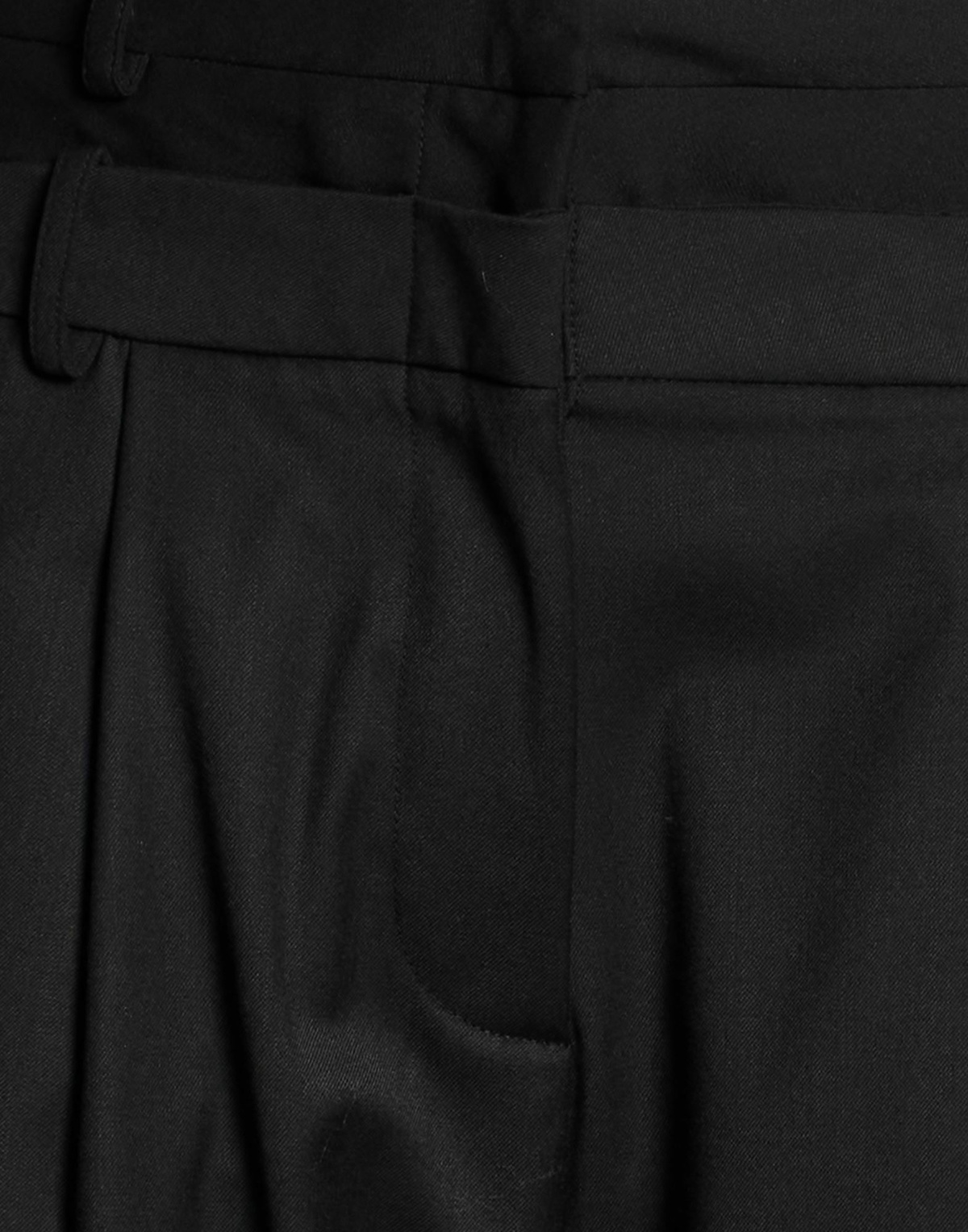 16arlington Womens Pants in Black