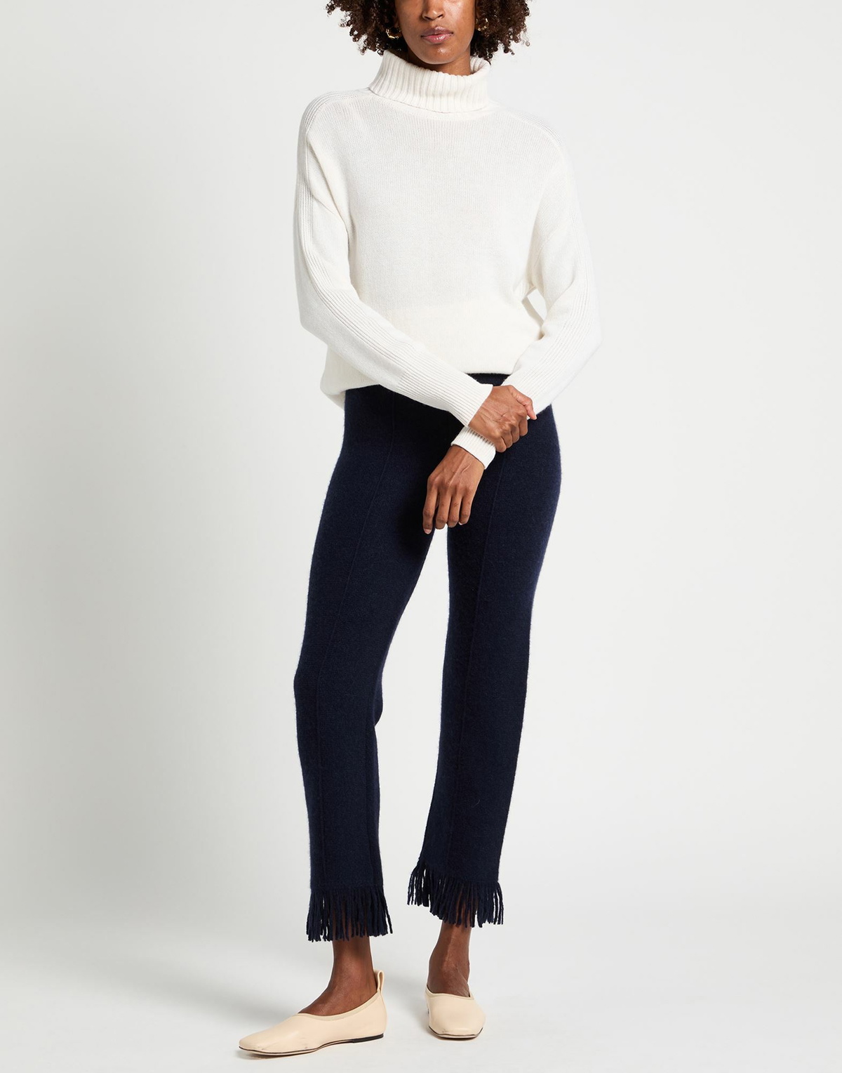 Allude Womens Turtleneck Ivory