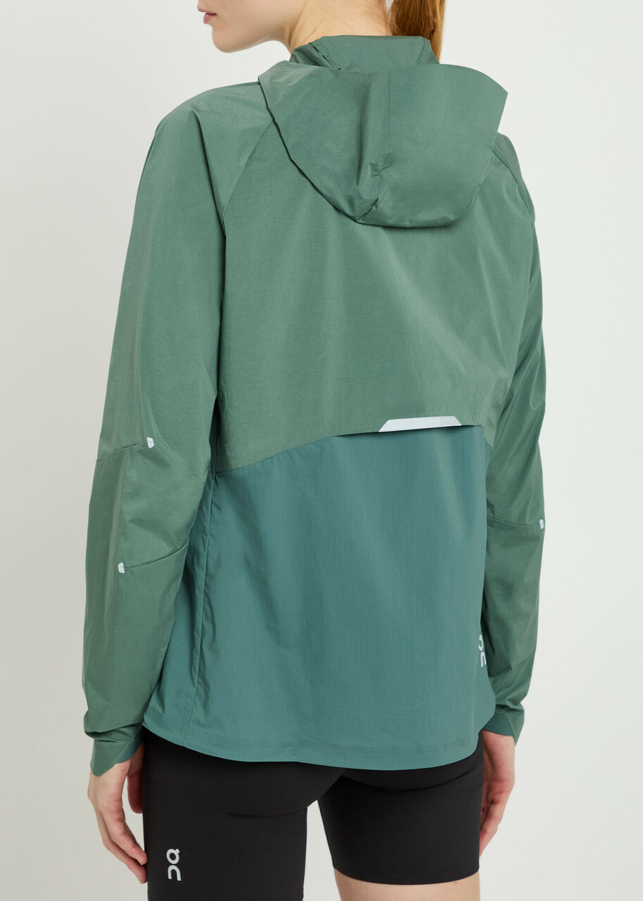 ON Core Hooded Shell Jacket Olive