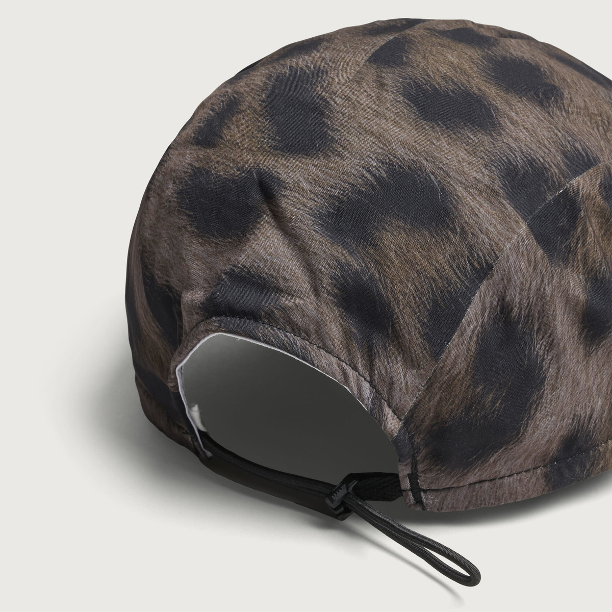SOAR Men's Printed Run Cap in Leopard