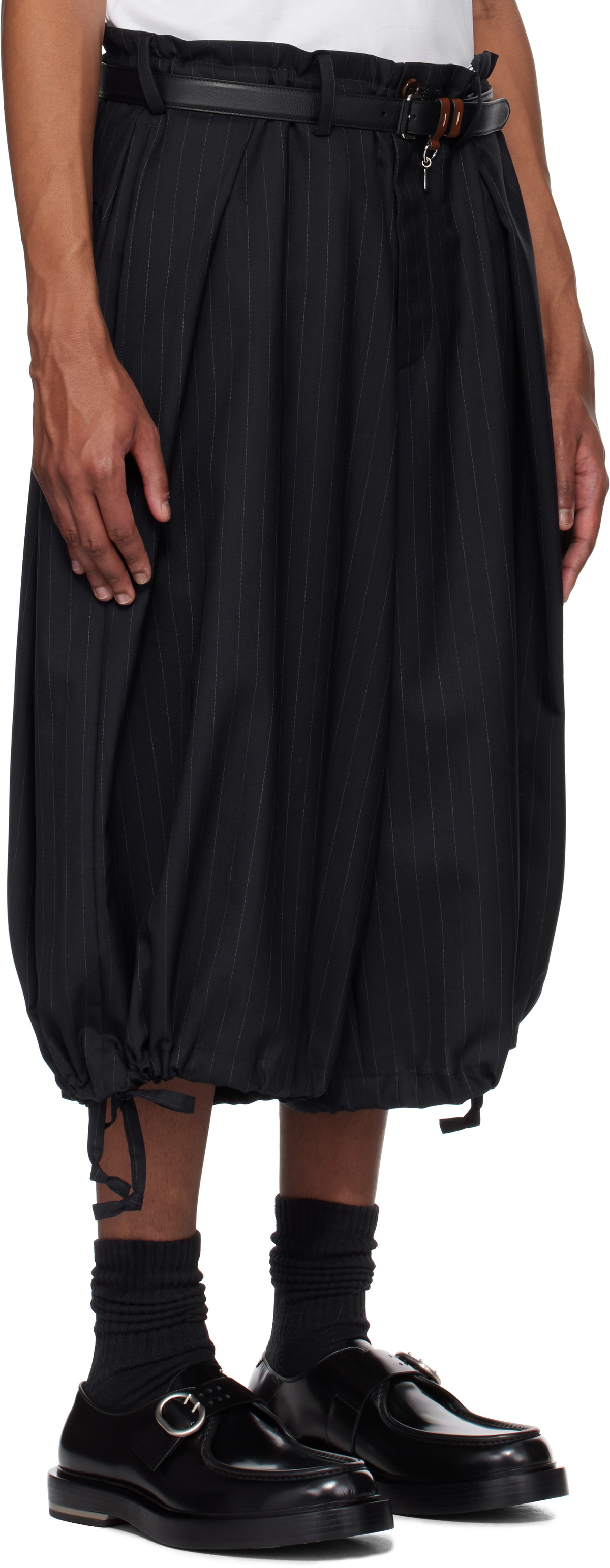 Khoki Navy Wide-Leg Cropped Shorts