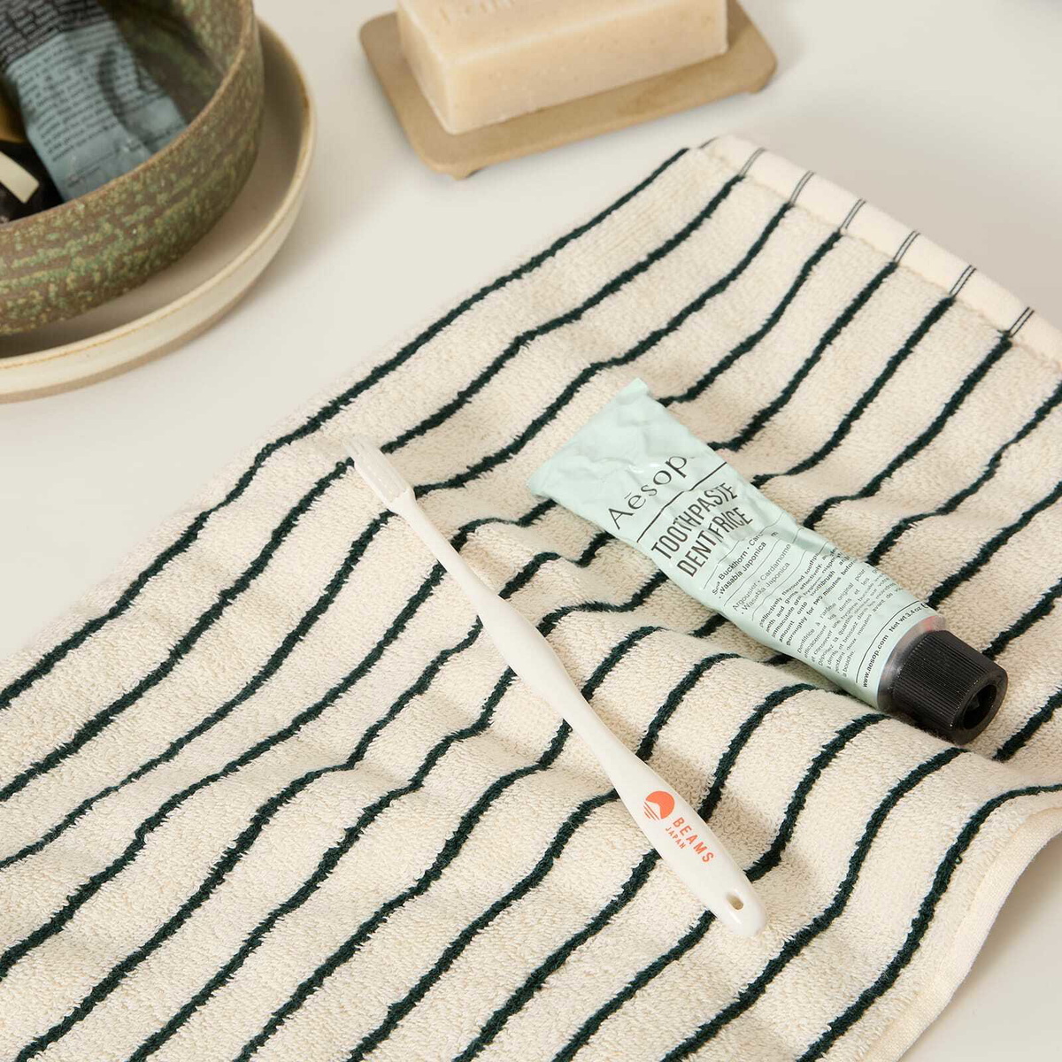 BEAMS JAPAN Toothbrush in White/Orange 