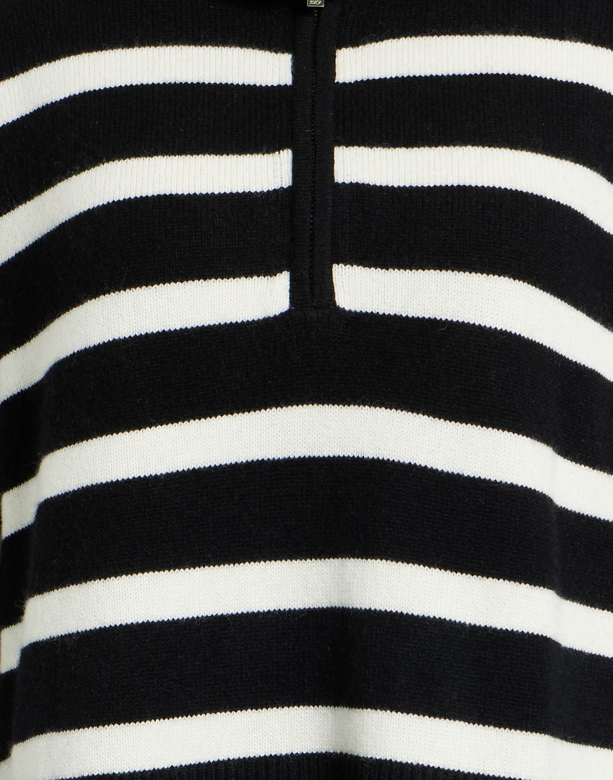 Maje Womens Sweater in Black