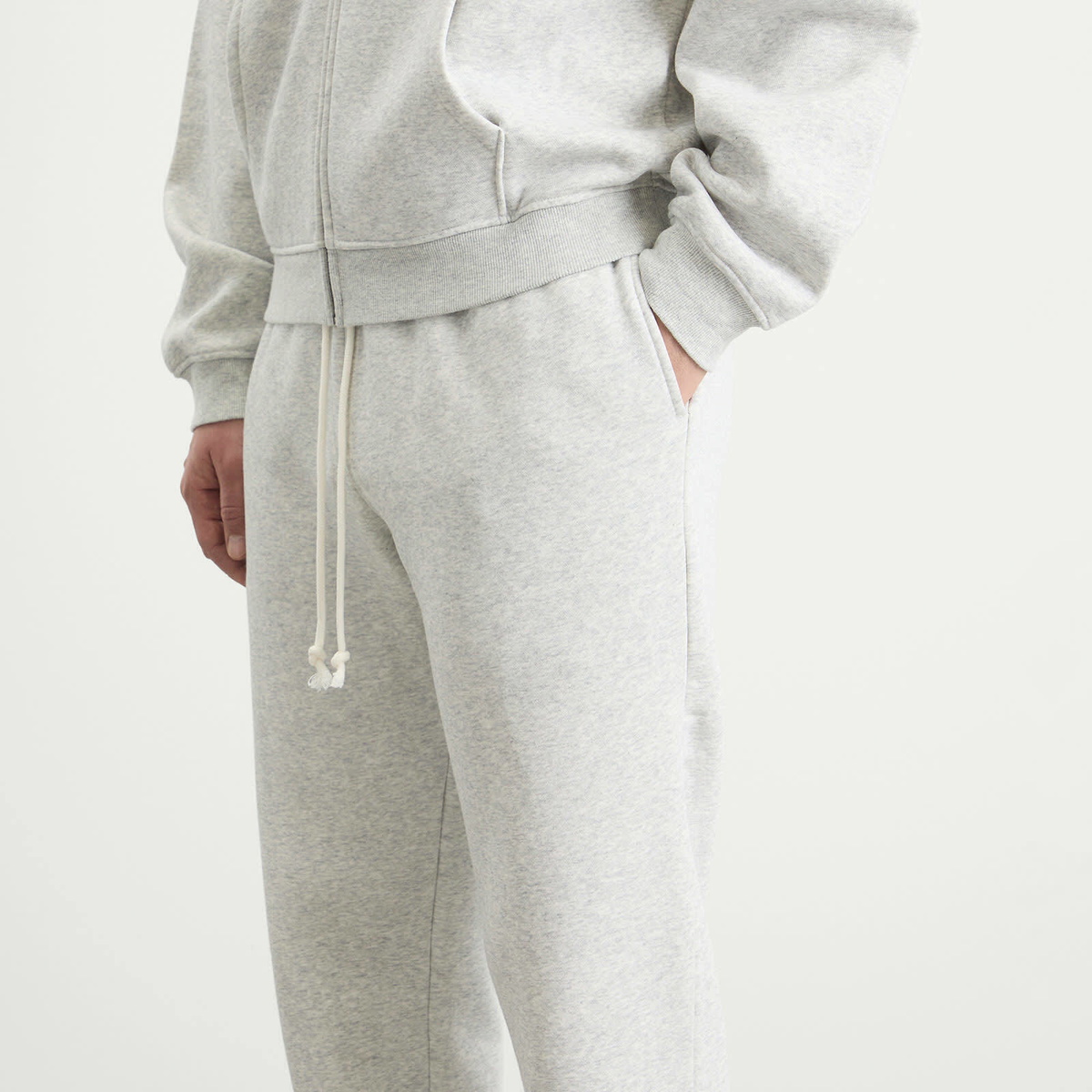SKIMS Men's Straight Leg Sweatpants in Light Heather Grey