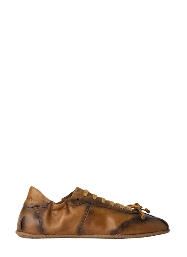 Photo: Abra Ballerina Sneakers