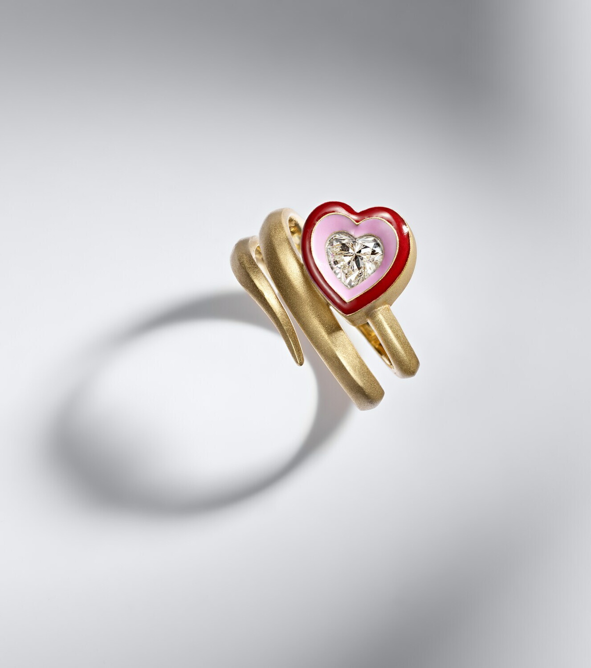 Kamyen Love Loop 18kt gold and enamel ring with diamond
