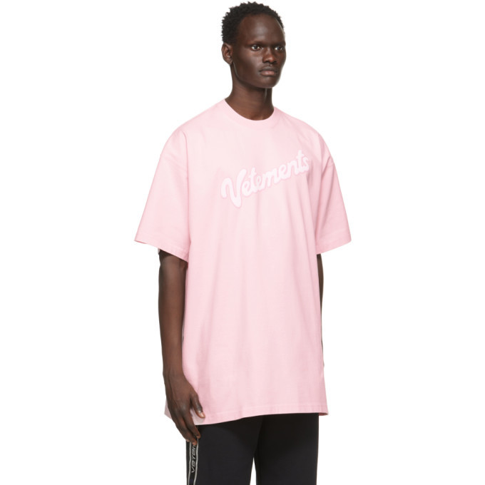 VETEMENTS Pink Sweet Logo T-Shirt Vetements