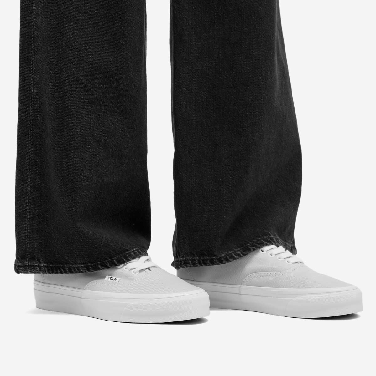 ☆VANS☆ Vans Premium Authentic Reissue 44 LX Black White VN Vans Premium Authentic Reissue 44 LX Black/White