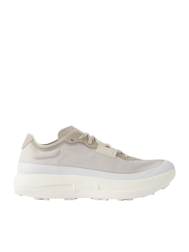 Photo: norda - 005 Dyneema® Running Sneakers - Gray