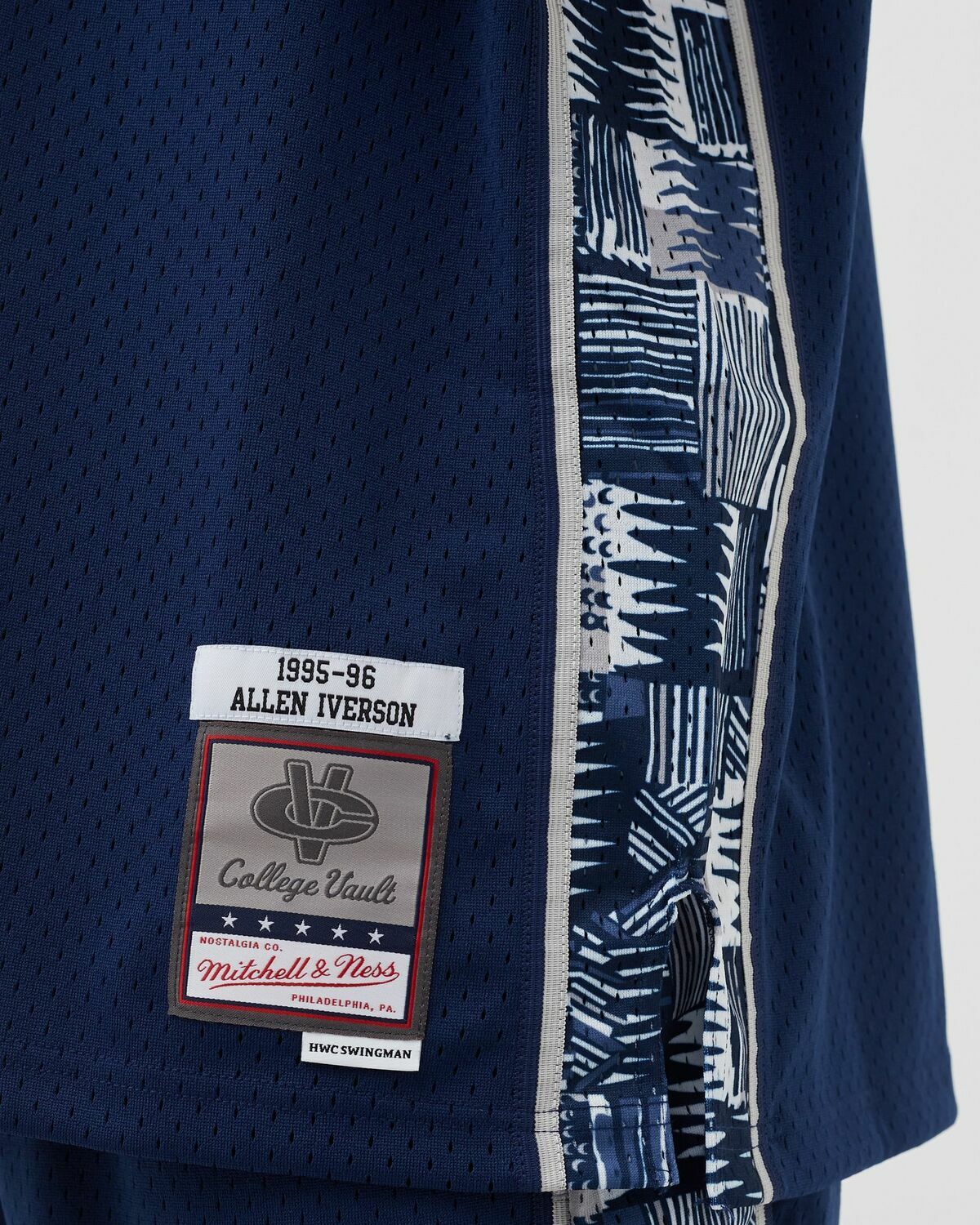 Mitchell & Ness NBA Swingman Jersey Georgetown University 1995-96 Allen Iverson #3 Blue Men