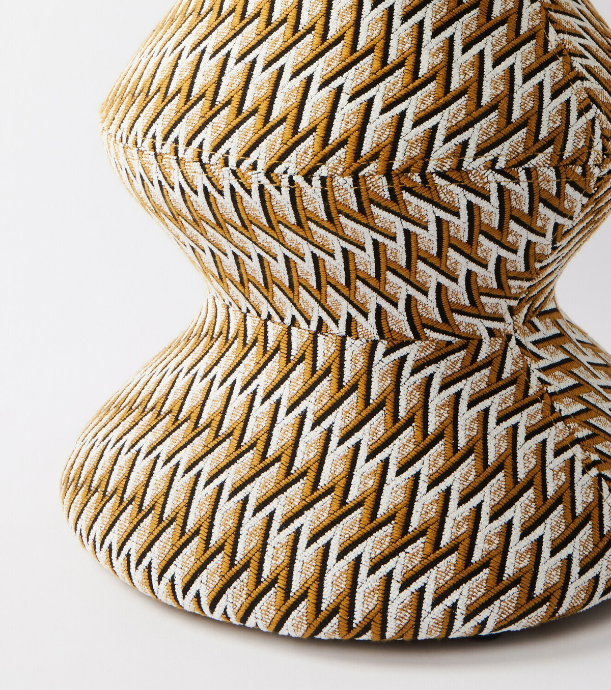 Polspotten Zig Zag stool