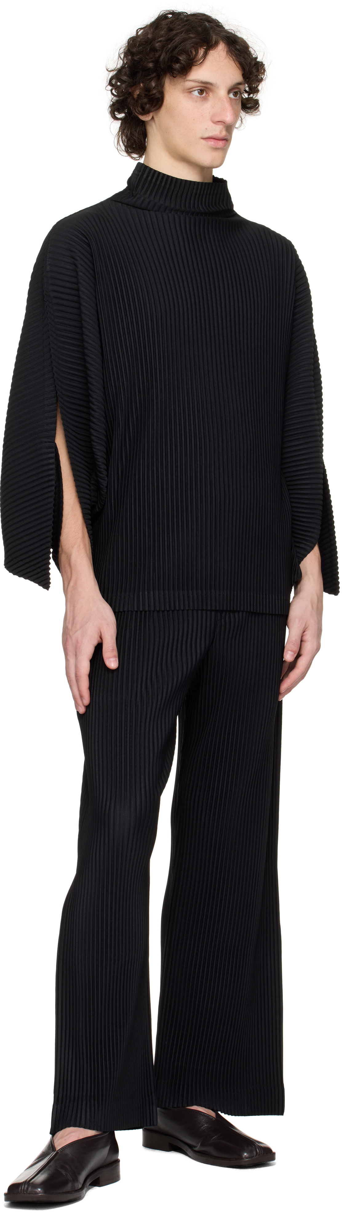 HOMME PLISSÉ ISSEY MIYAKE Black Kinetic Sculpture Turtleneck
