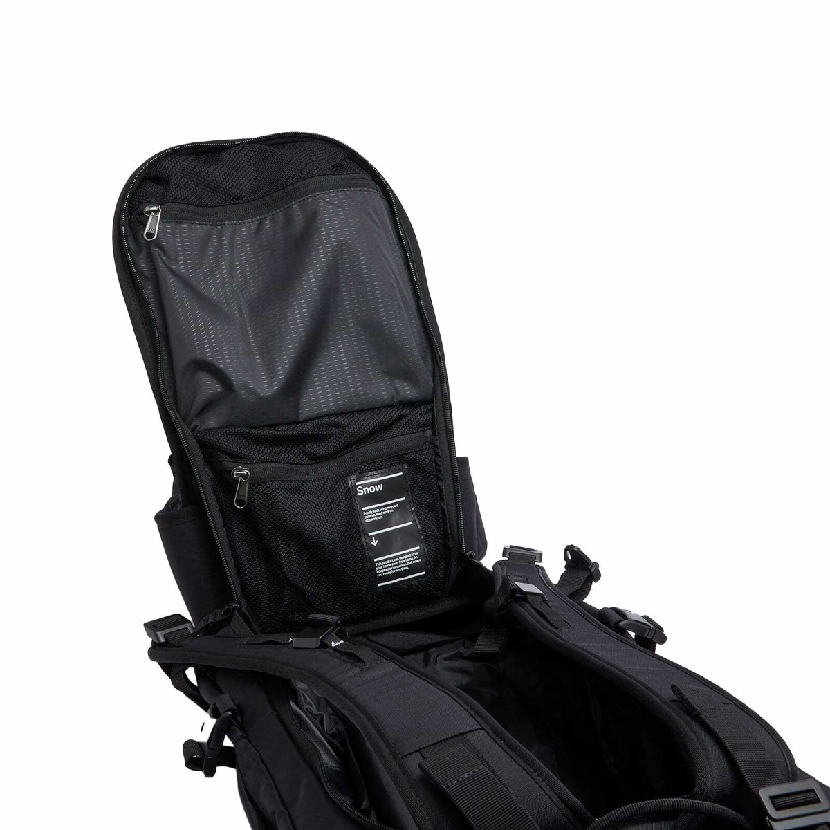 Db Journey Snow Pro Backpack - 25L in Black Out 