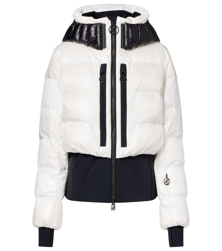 Photo: Toni Sailer Bernadette ski jacket