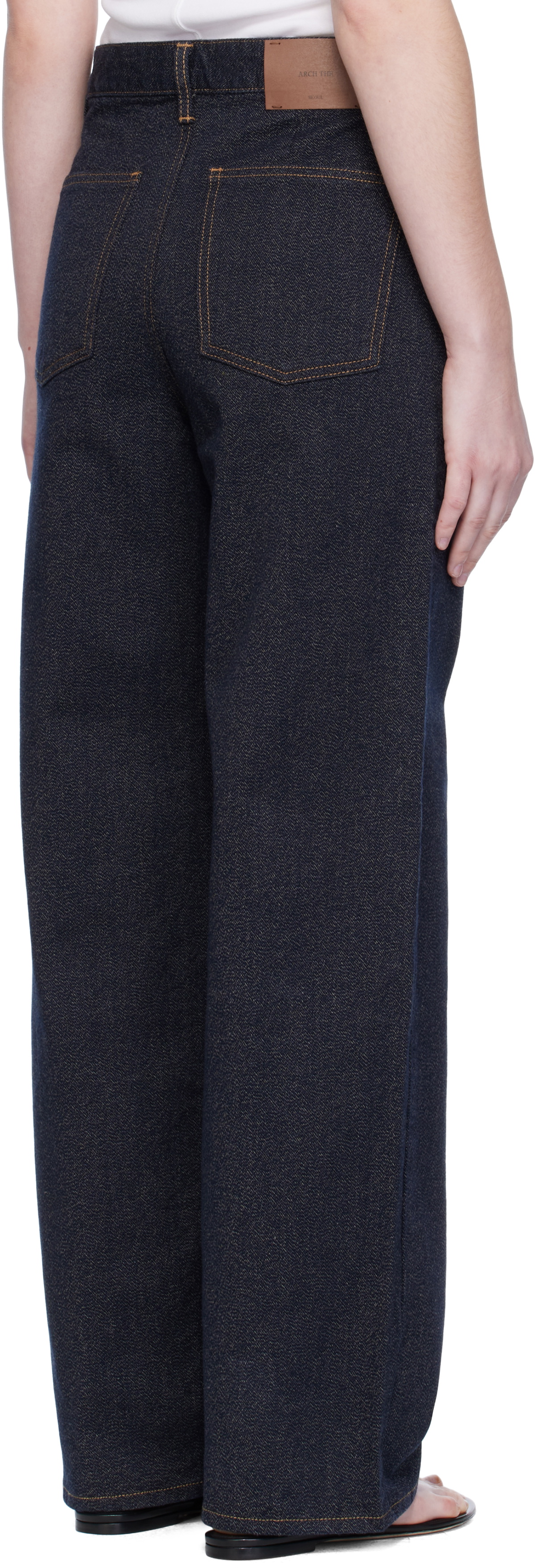 Arch The Navy Point Button Jeans