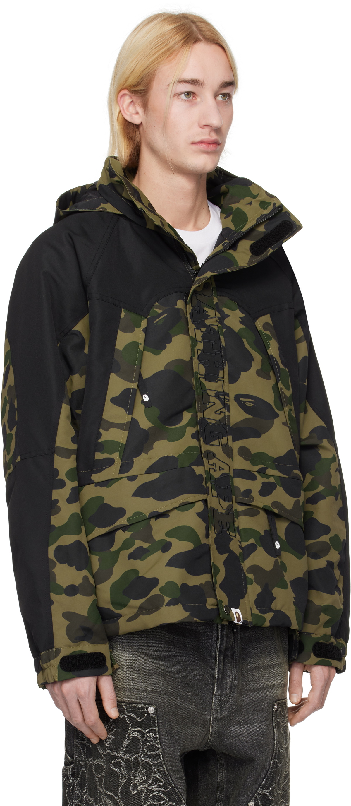 ジャケット・アウター A BATHING APE 1ST CAMO BOARD JACKET A BATHING APE® Kids 1st Camo Snowboard Down Jacket | Bape official