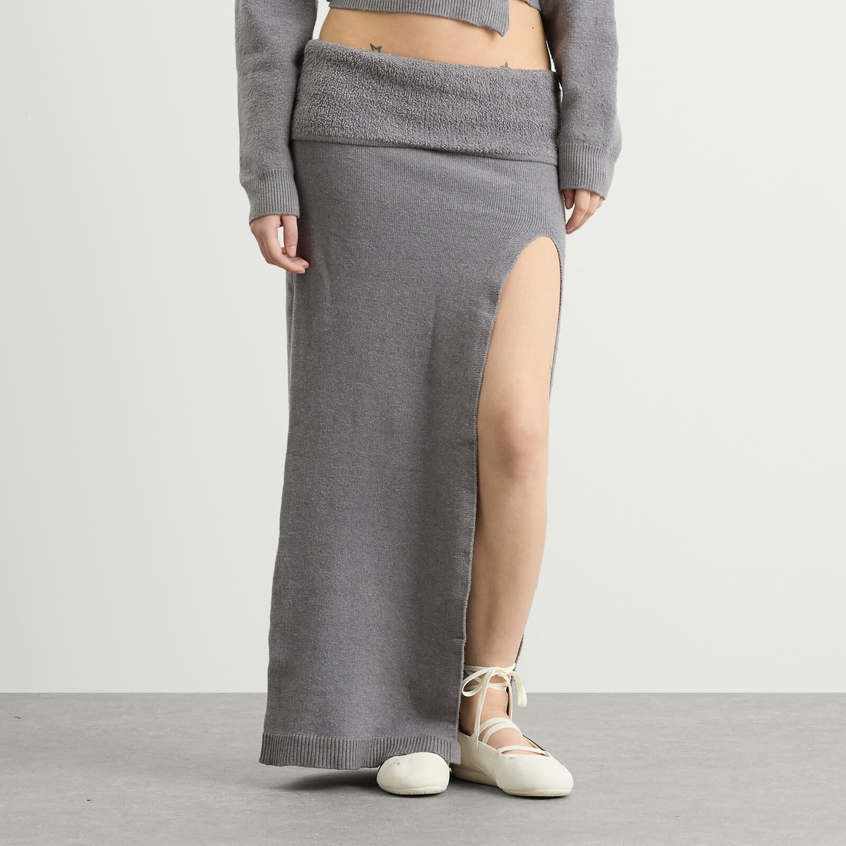 SKIMS Women's Textured Knit High Slit Long Skirt in Dark Heather Grey