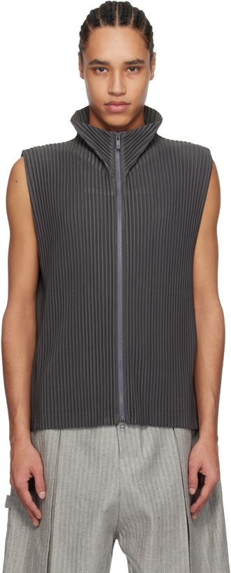 Photo: HOMME PLISSÉ ISSEY MIYAKE Gray Monthly Color March Vest