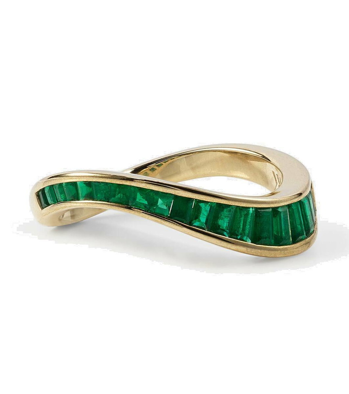Photo: Rainbow K Wave 9kt gold rind with emeralds