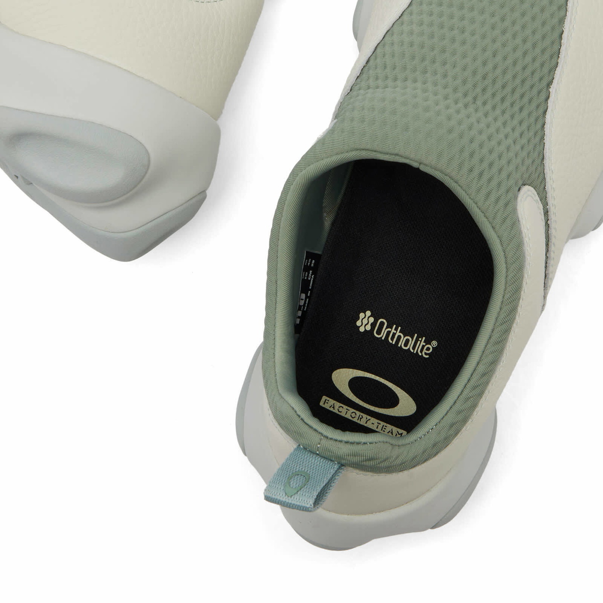 Oakley Factory Team Men's Suede Flesh in Lily Pad/White