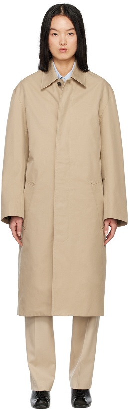 Photo: Arch The Beige Oversized Trench Coat