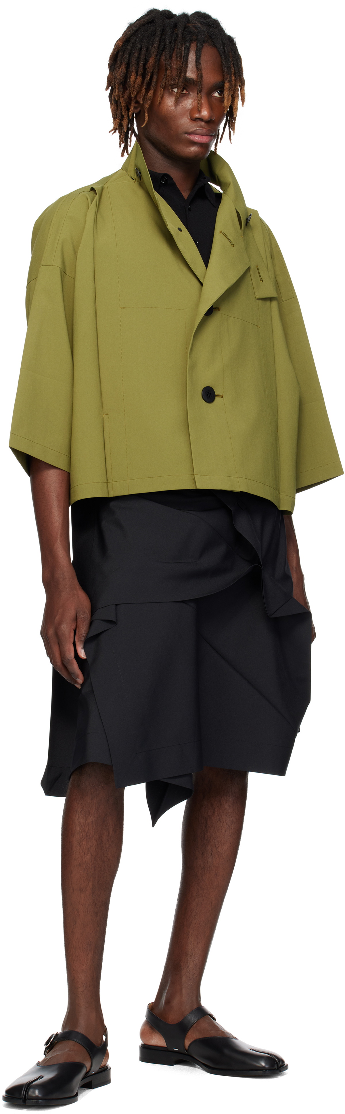 132 5. ISSEY MIYAKE Black Solid Skirt