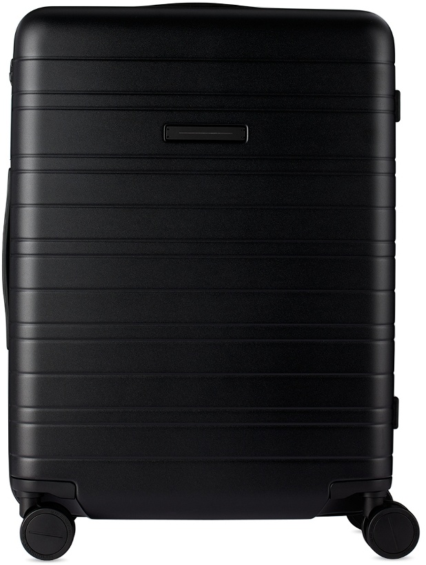 Photo: Horizn Studios Black H6 Essential Suitcase, 65 L