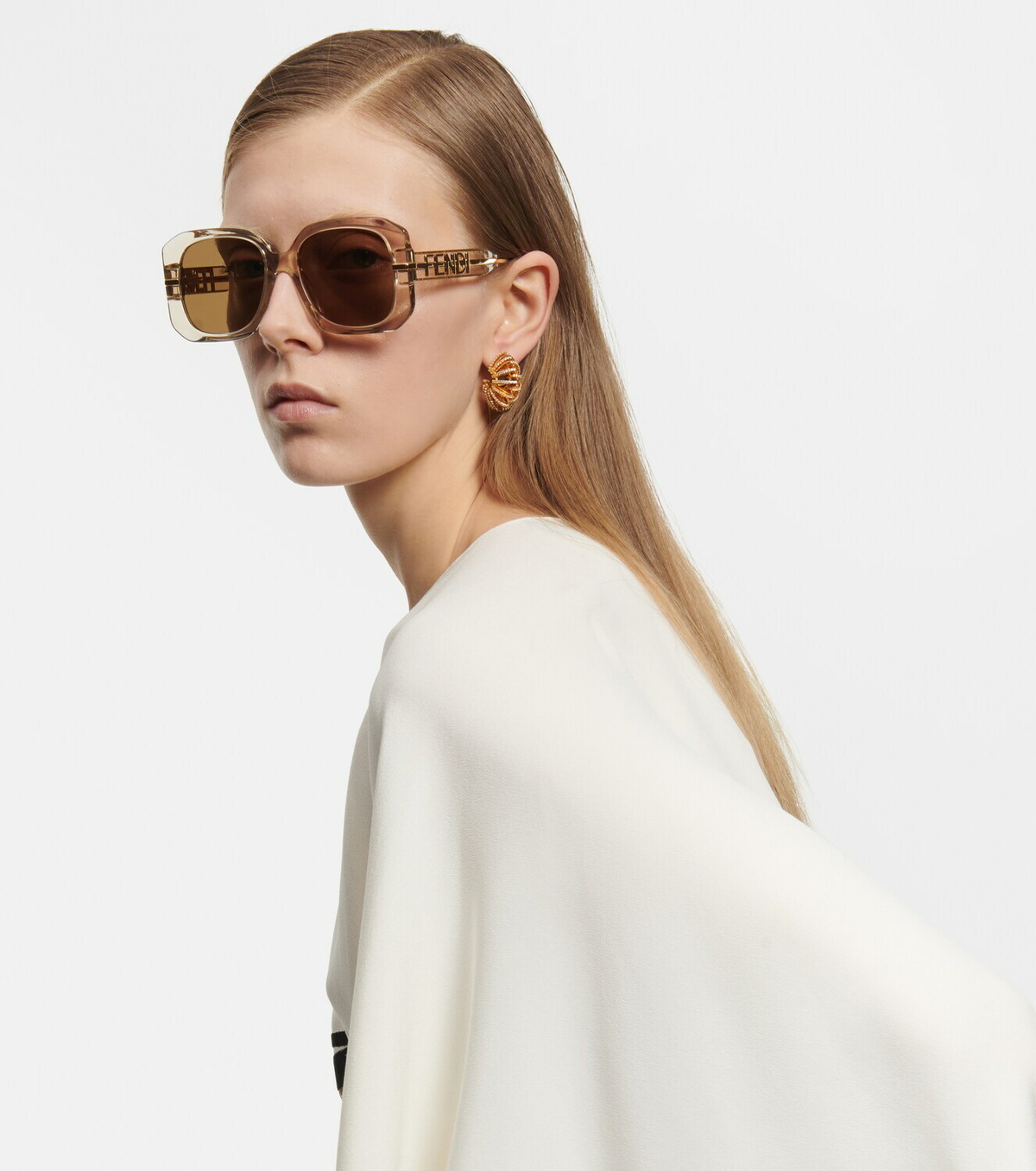 Fendi ゴールド ラージ スクエア メガネ Fendi Fendigraphy square sunglasses Fendi