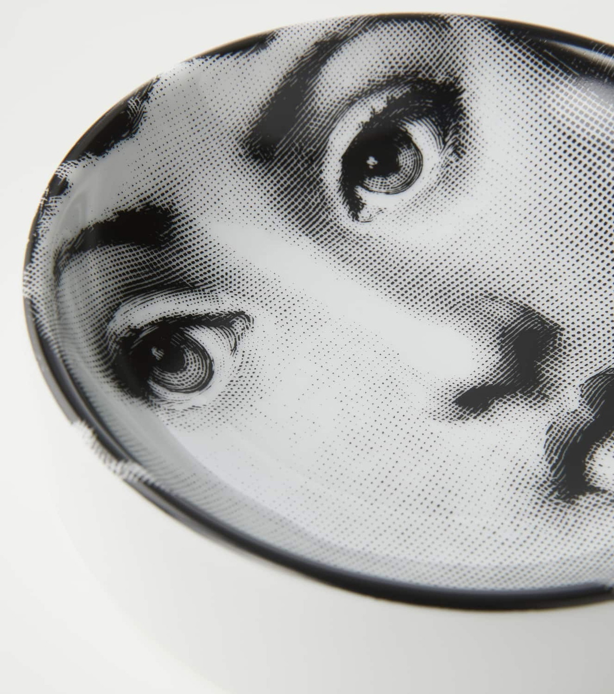 Fornasetti Tema e Variazioni n.82 ashtray