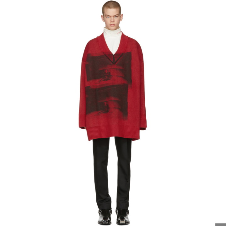 Photo: Calvin Klein 205W39NYC Red and Black Oversized V-Neck Sweater