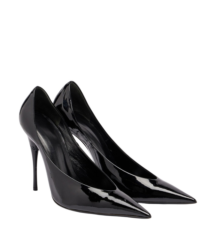 Photo: Gucci Patent leather pumps