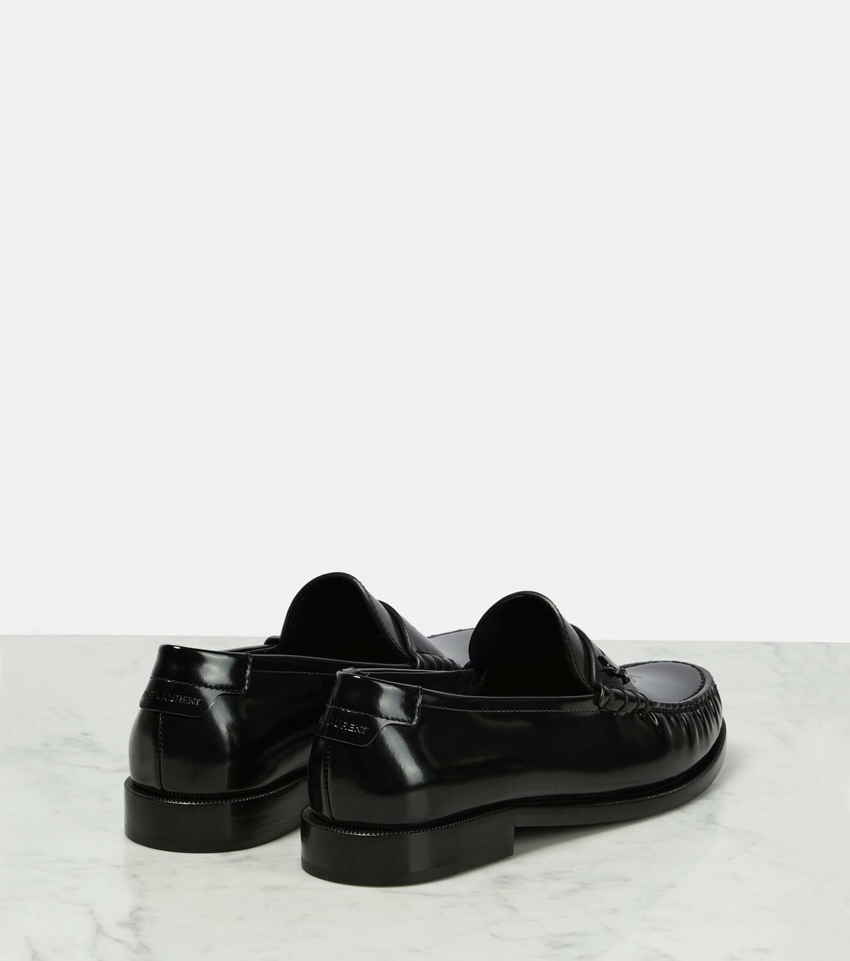 ローファー・オックスフォード SAINT LAURENT Woman Loafers Black 8206451YU00 1000 Saint Laurent(サンローラン) ローファー・オックスフォード