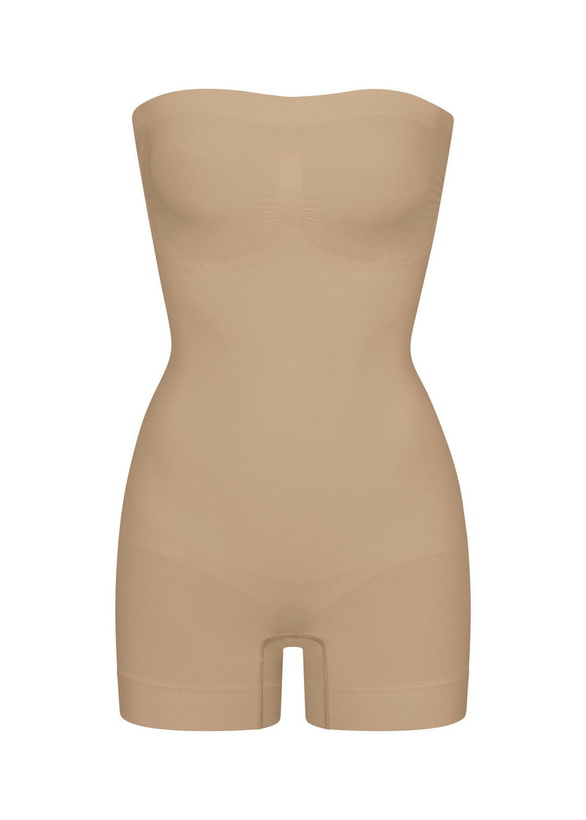 Photo: Skims Seamless Sculpt Strapless Shortie Body Beige