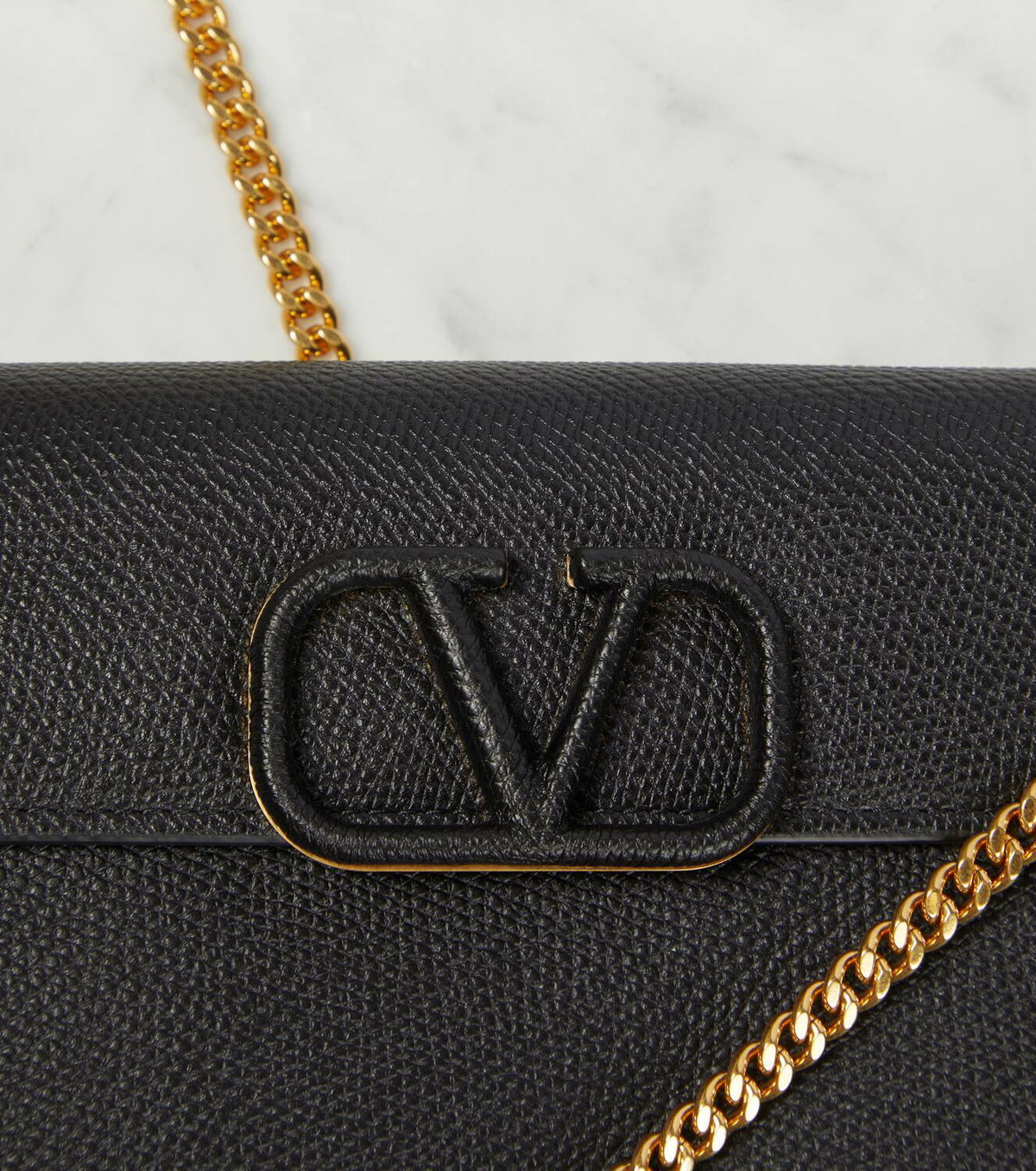 Valentino Garavani VLogo Signature leather chain wallet