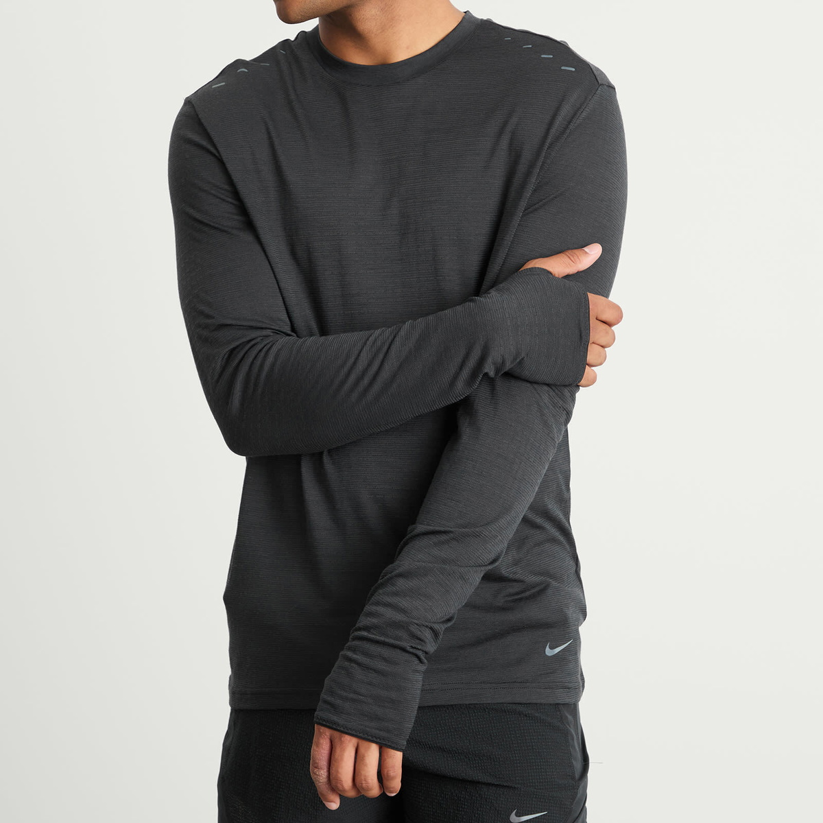 Nike Running Men's Long Sleeve Wool Top in Black/Anthracite
