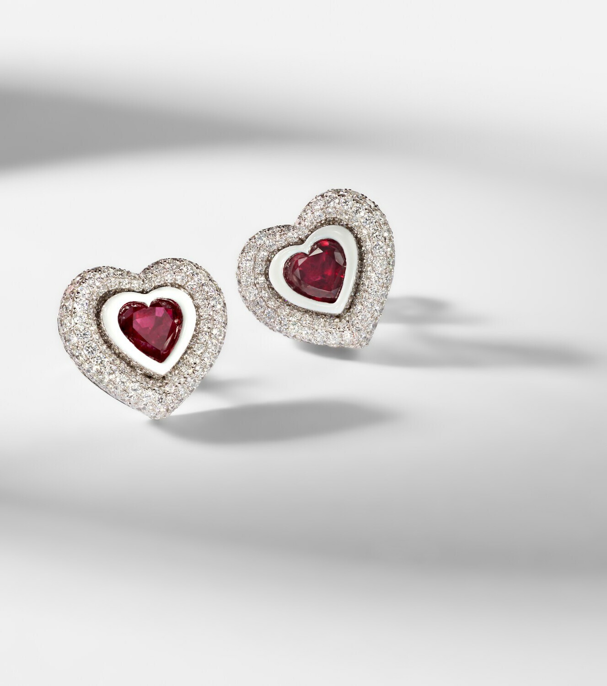 Kamyen Heart 18kt white gold earrings with diamonds and rubies