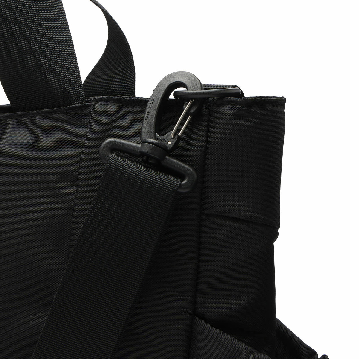 The North Face Men's Hot Shot Tote Bag in Tnf Black 