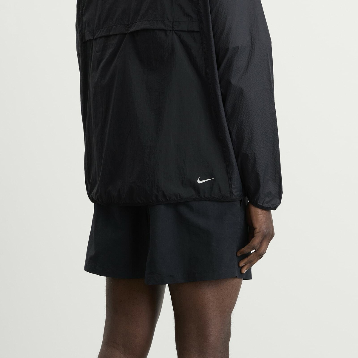Nike Men's ACG Aireez Jacket in Black/Summit White