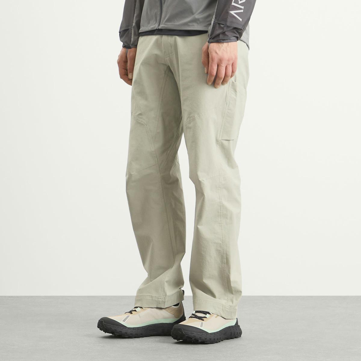 Arc'teryx Men's Cronin Cotton Trousers in Habitat
