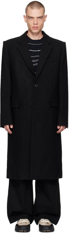 Photo: Juun.J Black Single-Breasted Coat