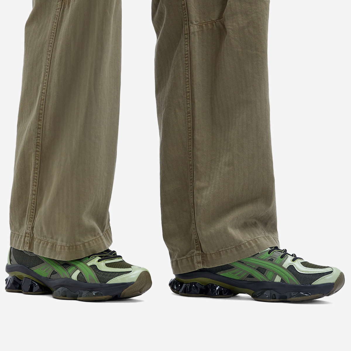 Asics Men's US5-S GEL-QUANTUM KINETIC Sneakers in Moss