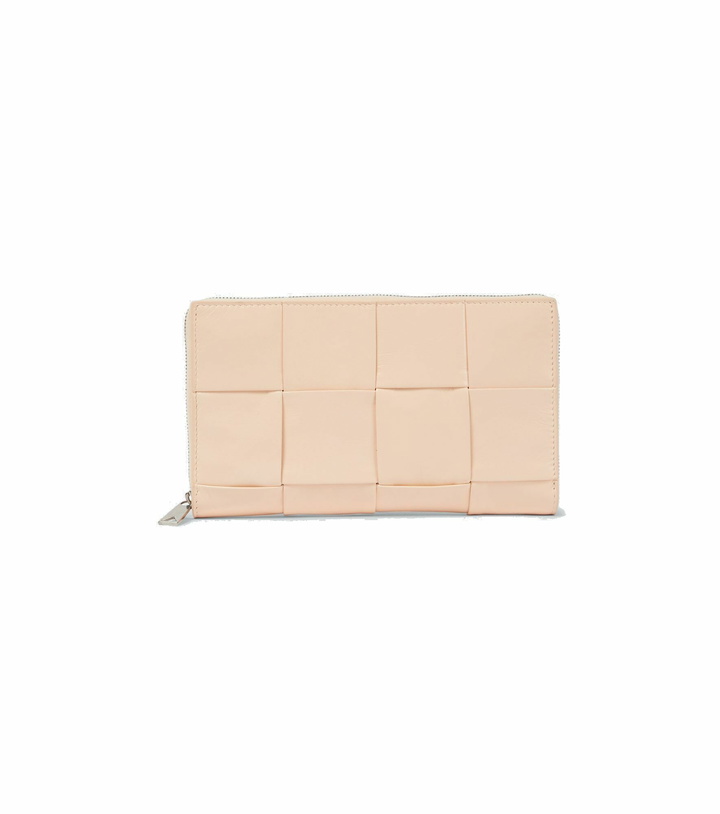 Photo: Bottega Veneta - Intreccio leather wallet