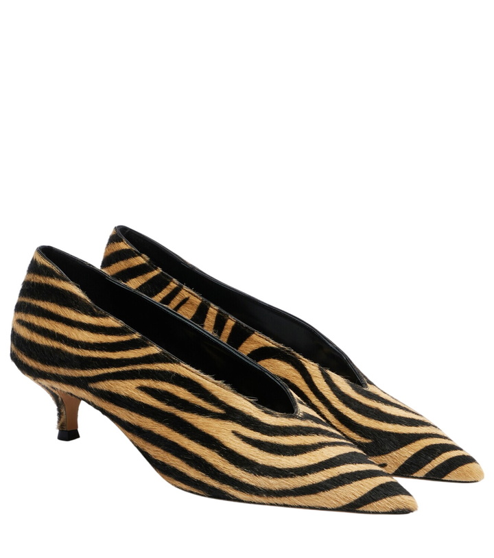Photo: Le Monde Béryl Babouche 40 zebra-print calf hair pumps